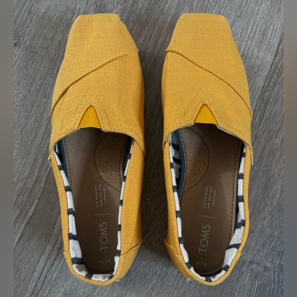 TOMS mustard Yellow Canvas Slip-Ons - Picture 4 of 6